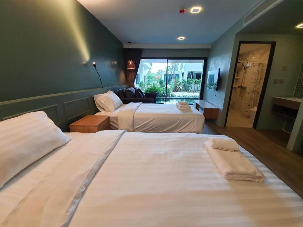 Eco Cozy Beachfront Resort Chaam Хуа Хин Екстериор снимка